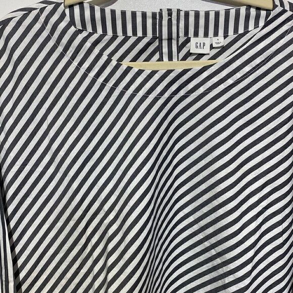 Gap Women's Striped Long Sleeves Crewneck Top Black & White Size S - Picture 2 of 7
